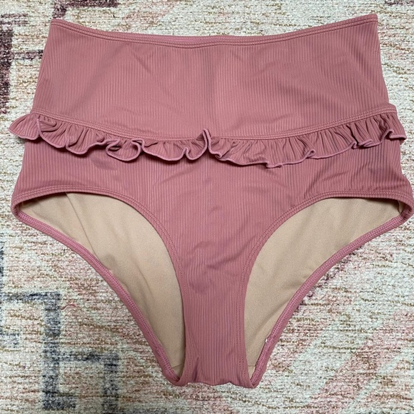 Kortni Jeane Other - Kortni Jeane ribbed rose bottoms